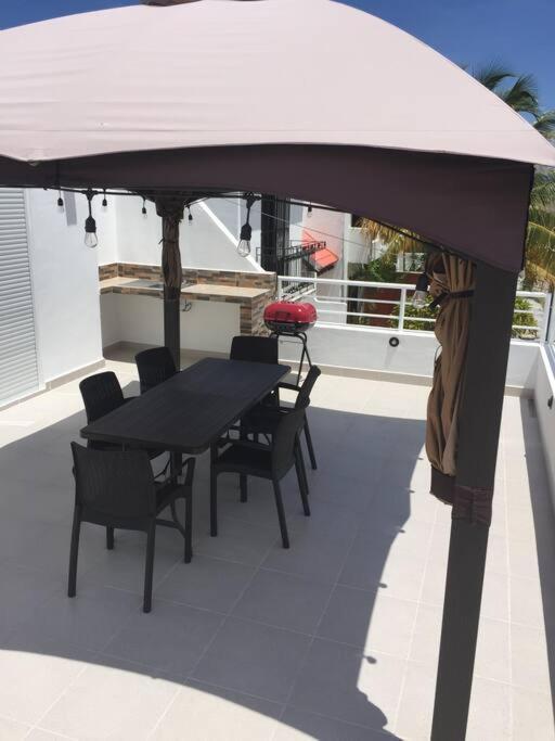 Villa Casa Monik, A Dos Pasos De La Playa à Cancún Extérieur photo