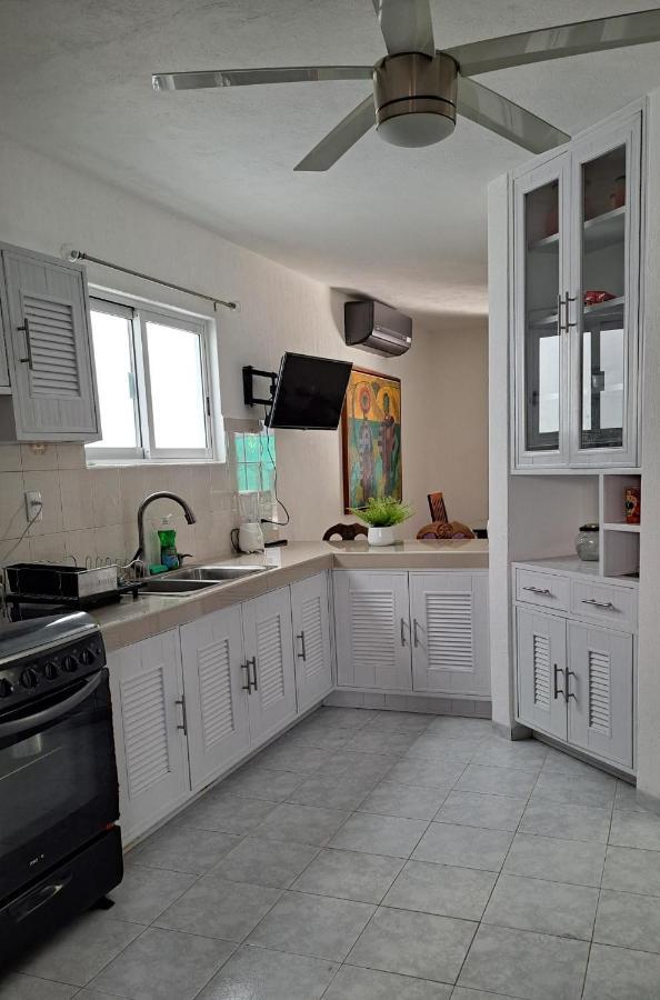 Villa Casa Monik, A Dos Pasos De La Playa à Cancún Extérieur photo