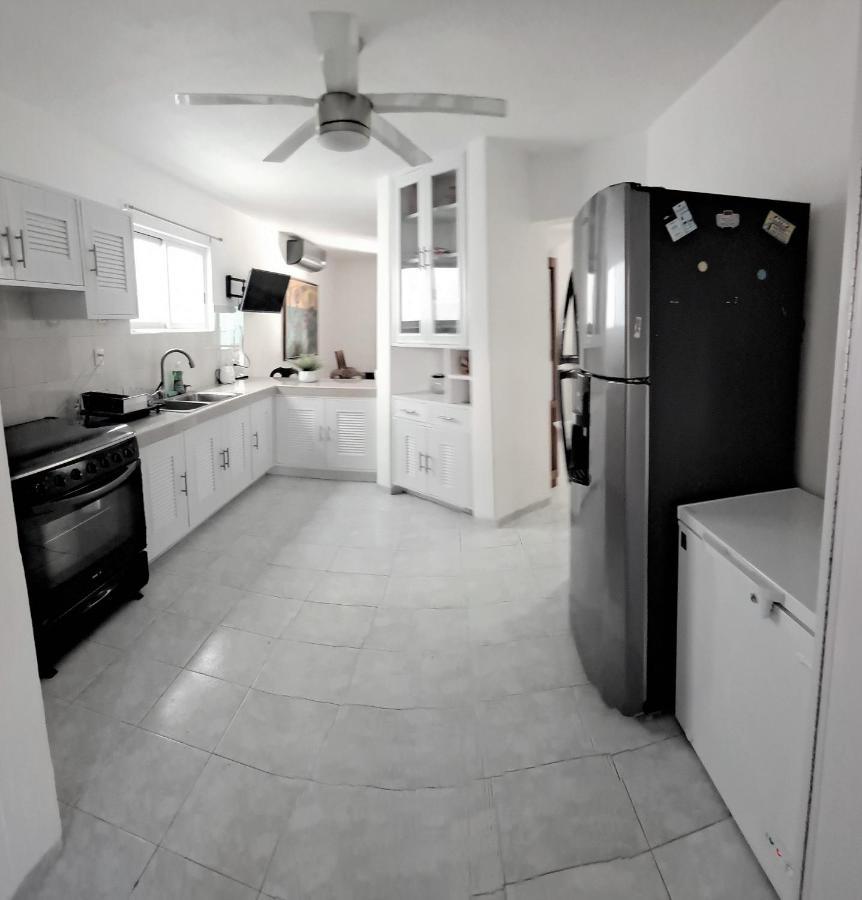 Villa Casa Monik, A Dos Pasos De La Playa à Cancún Extérieur photo
