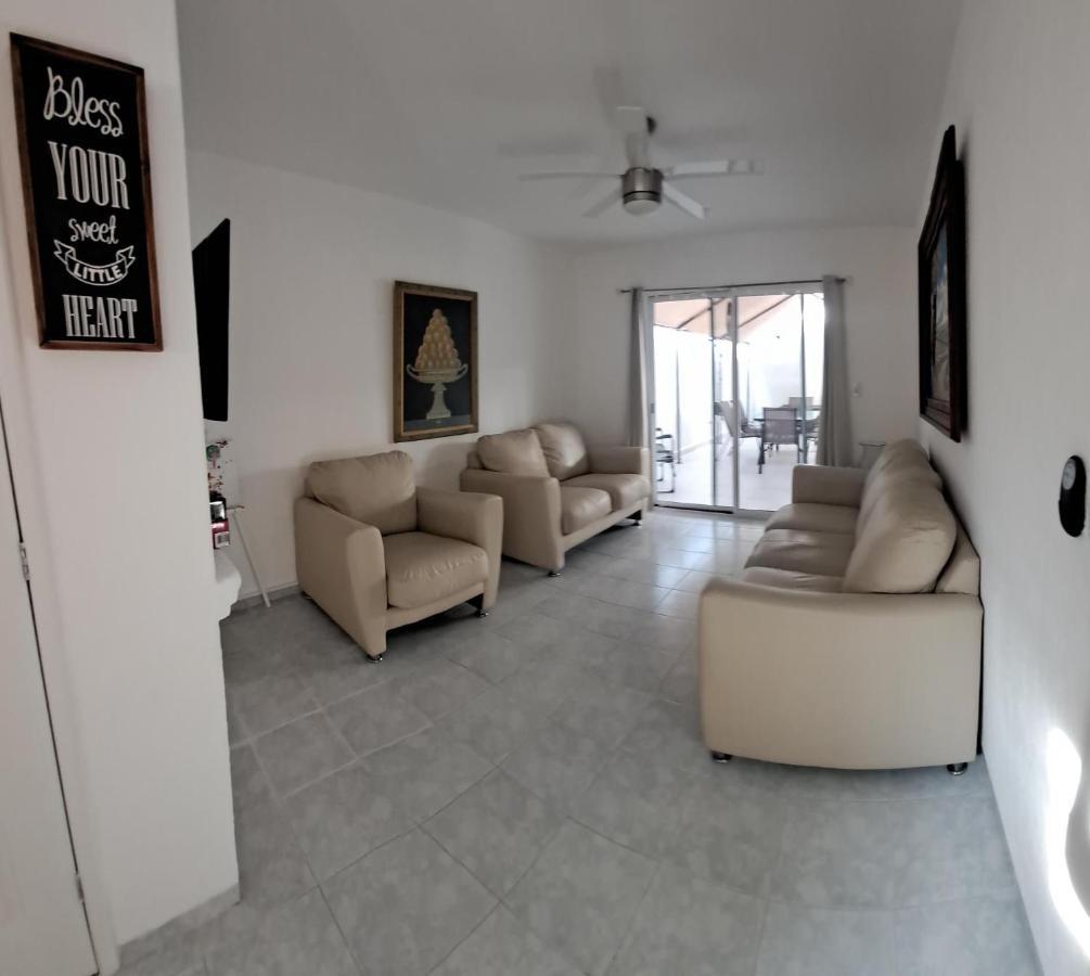 Villa Casa Monik, A Dos Pasos De La Playa à Cancún Extérieur photo