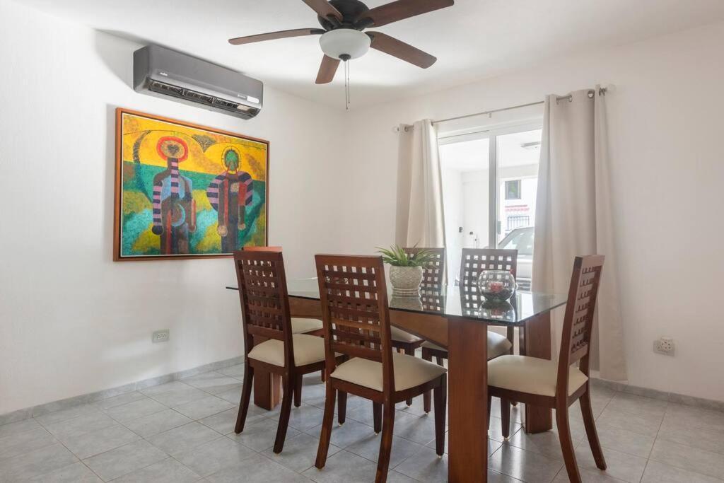 Villa Casa Monik, A Dos Pasos De La Playa à Cancún Extérieur photo