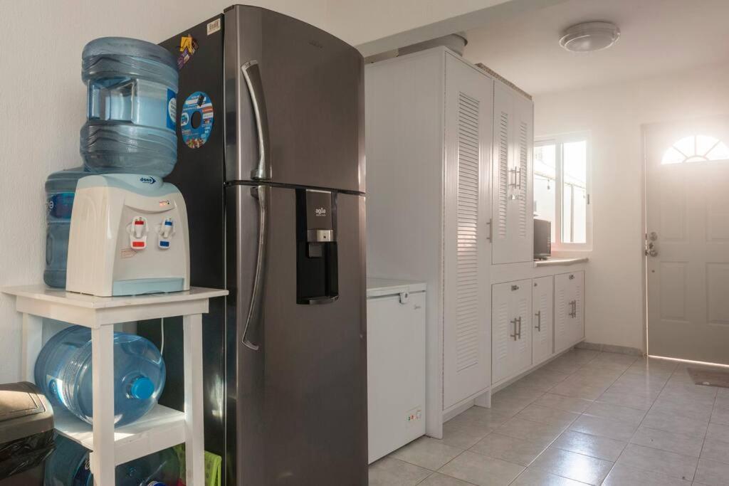 Villa Casa Monik, A Dos Pasos De La Playa à Cancún Extérieur photo